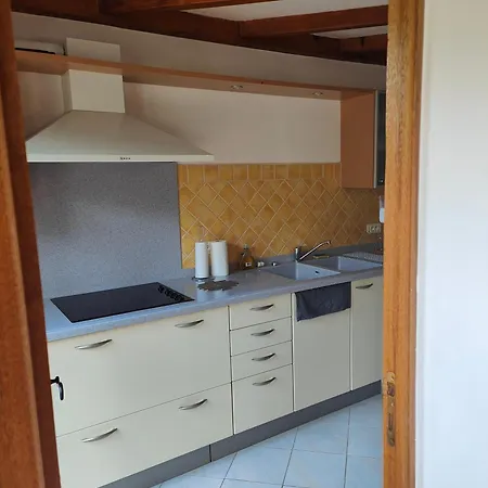 15 Places Avec Jacuzzi A Le Mourtis Feriehus Boutx