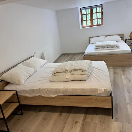 15 Places Avec Jacuzzi A Le Mourtis