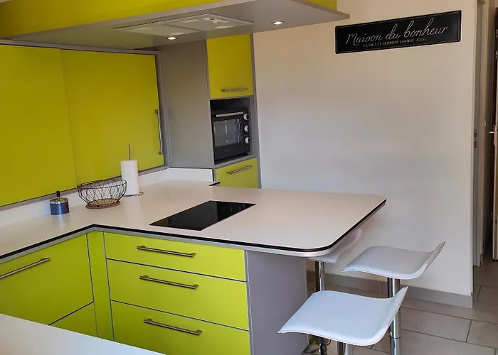 15 Places Avec Jacuzzi A Le Mourtis Feriehus *